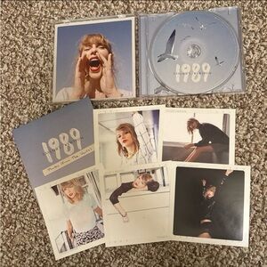 1989 (Taylor’s Version) Crystal Skies Blue Edition CD with Polaroids